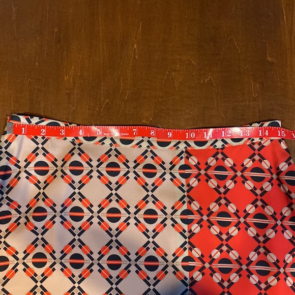 Etcetera Skirt size 4 in rich colors. - Picture 7 of 8
